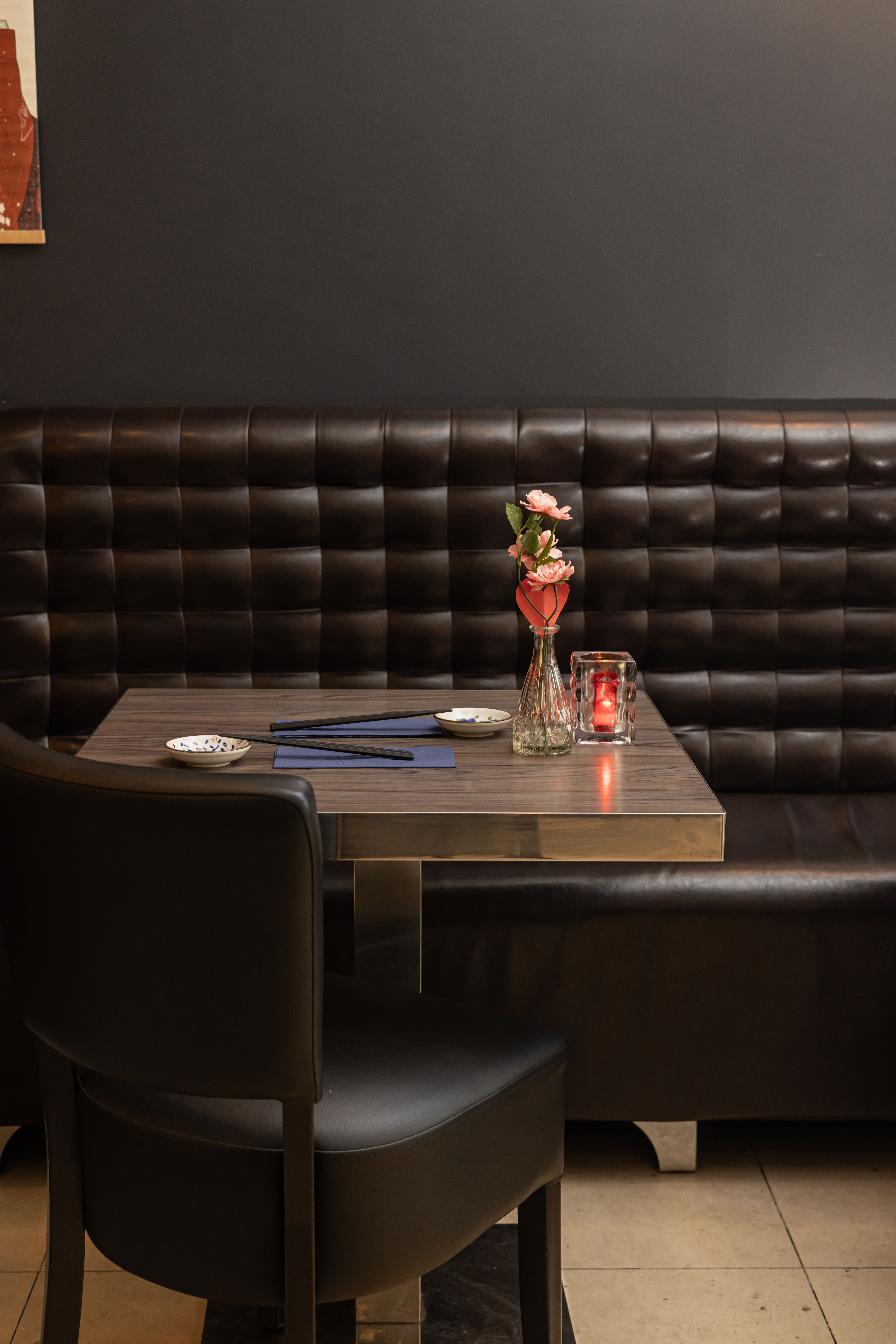 Salle du restaurant Kanpai à Paris